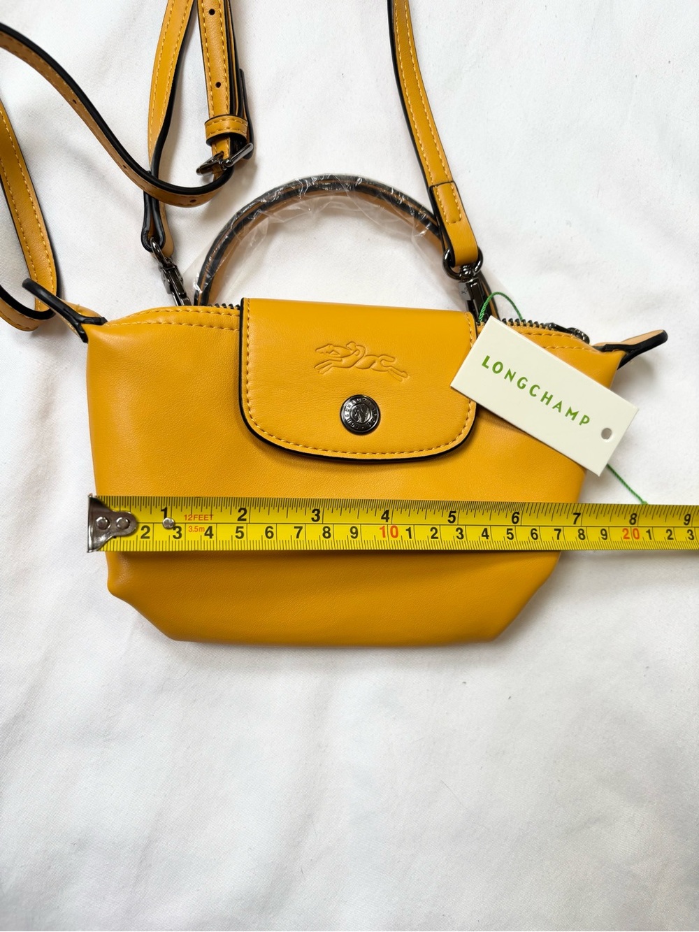 Longchamp Small Crossbody Bag in Mustard leather NWT - Picture 3 of 6